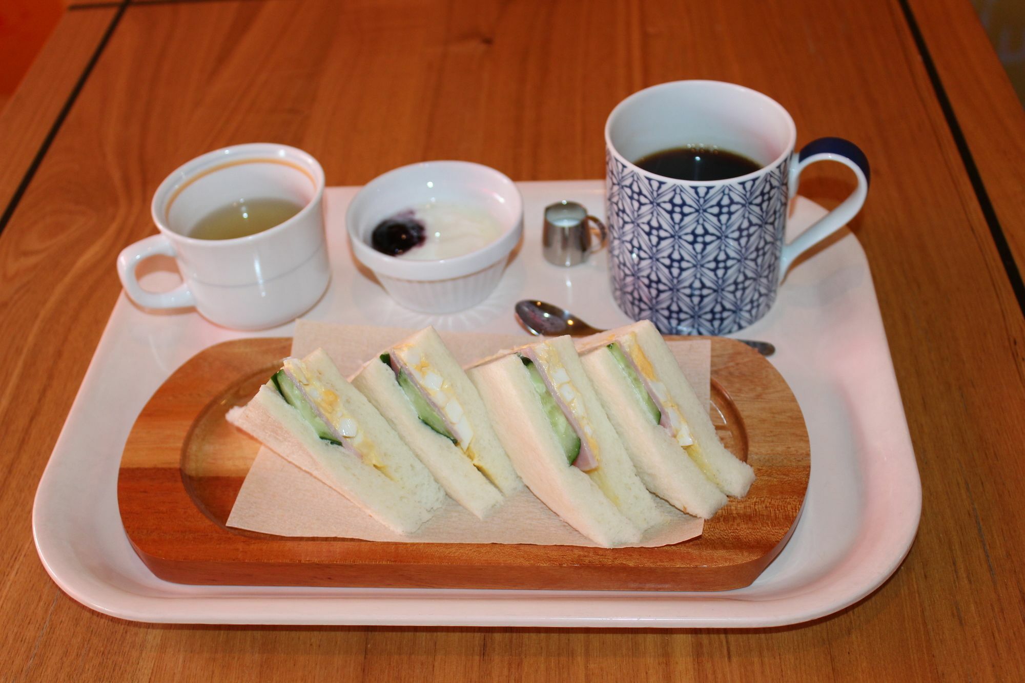 Yadocafe Chelsea'S Rainbow B&B Ōsaka Exterior foto